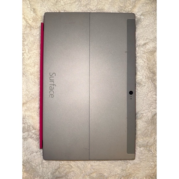 Microsoft Surface 2 RT (32GB) & Touch Keyboard 💖 - Picture 8 of 17